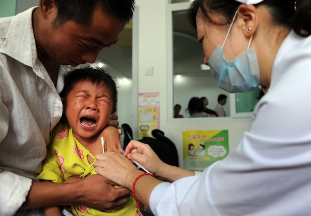 Chinese boy injected with Vaccine